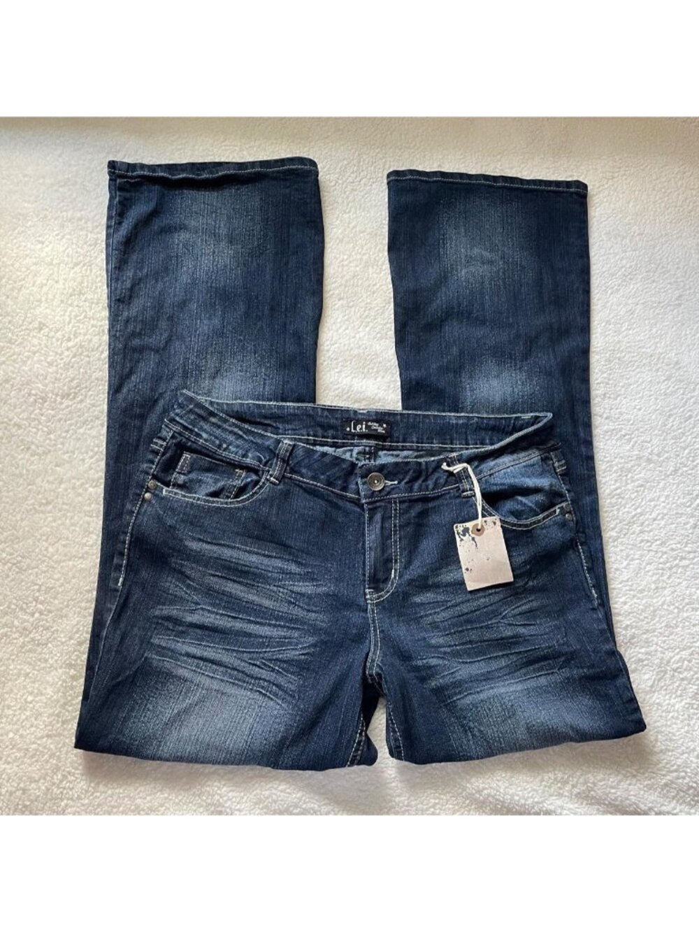 NWT Y2K dark wash flared/bootcut jeans